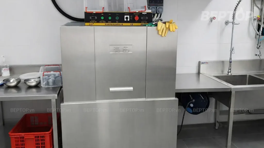 Thi công bếp công nghiệp tại Sixpure Việt Nam